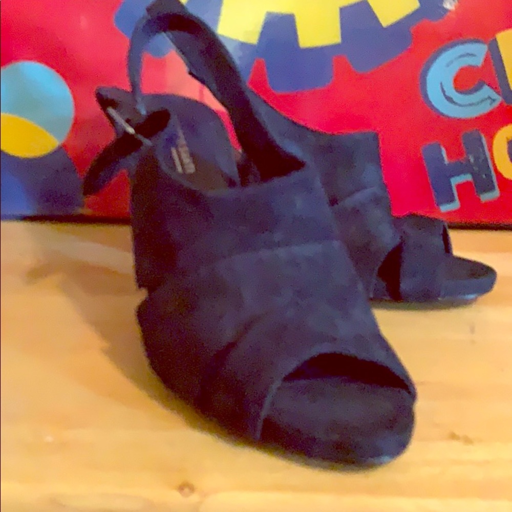 Blue peep toe Slingbacks